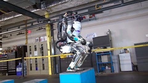 Nu gör roboten baklängesvolter!