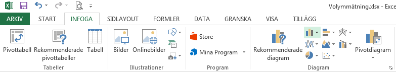 Klicka på fliken "INFOGA" i menyraden.