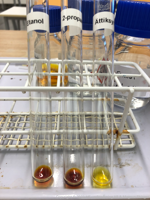Cerium(IV)nitratreagens med etanol, 2-propanol och ättiksyra.