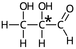 Asymmetriskt centrum i glyceraldehyd.